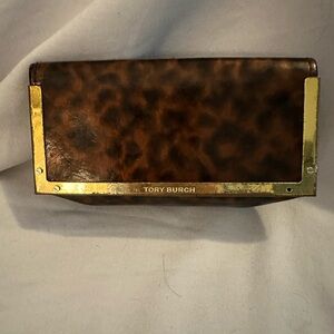 Authentic Tory Burch tortoiseshell-style hard case clutch or wallet.